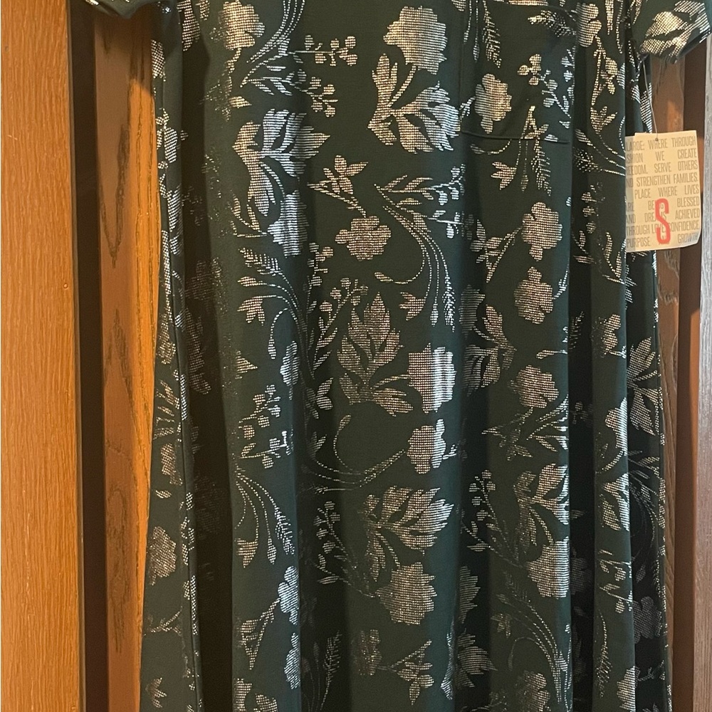 LuLaRoe Carly Dress-The Elegant Collection.